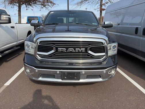 2017 RAM 1500 Limited Crew Cab 4x4 5'7' Box