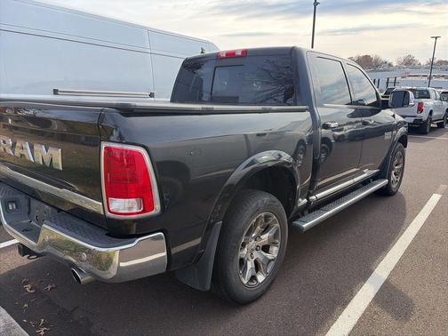 2017 RAM 1500 Limited Crew Cab 4x4 5'7' Box