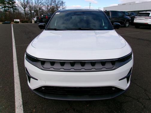 2024 Jeep Wagoneer S Launch Edition