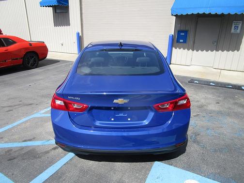 2023 Chevrolet Malibu 1LS
