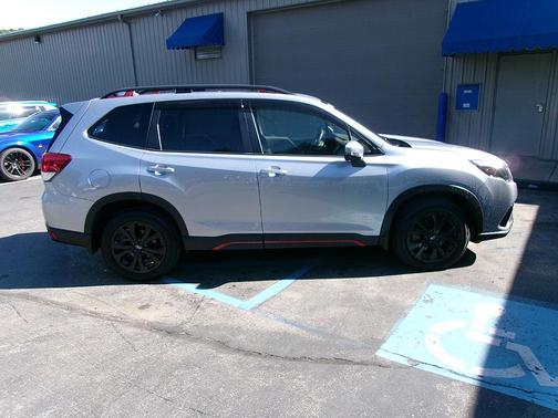 2023 Subaru Forester 2.5i Sport