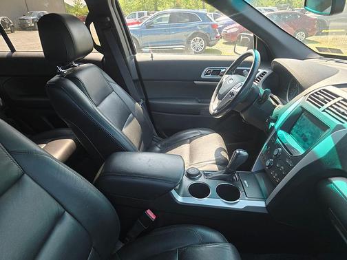 2011 Ford Explorer XLT