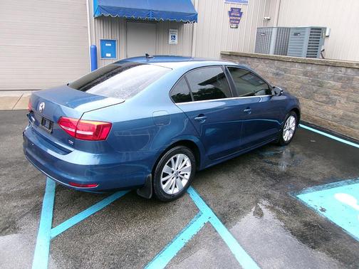 2015 Volkswagen Jetta 2.0L TDI SE w/Connectivity