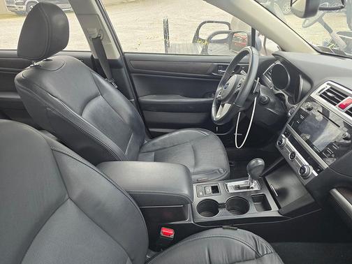 2017 Subaru Legacy Limited