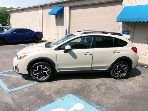 2017 Subaru Crosstrek 2.0i Premium