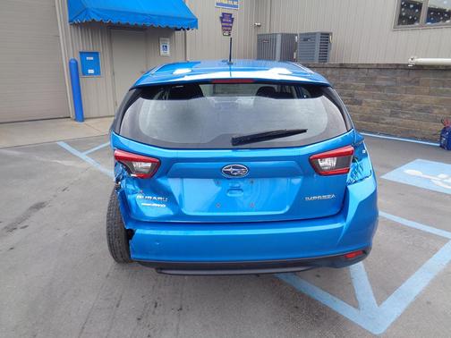 2022 Subaru Impreza Base