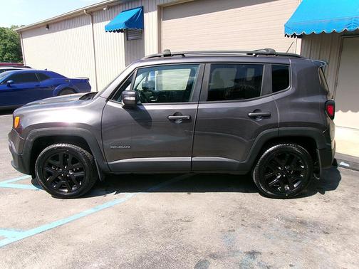 2017 Jeep Renegade Altitude