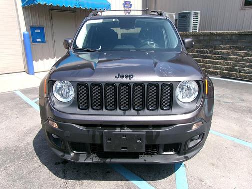 2017 Jeep Renegade Altitude
