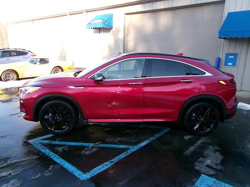 2022 INFINITI QX55 ESSENTIAL