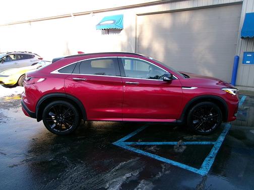 2022 INFINITI QX55 ESSENTIAL