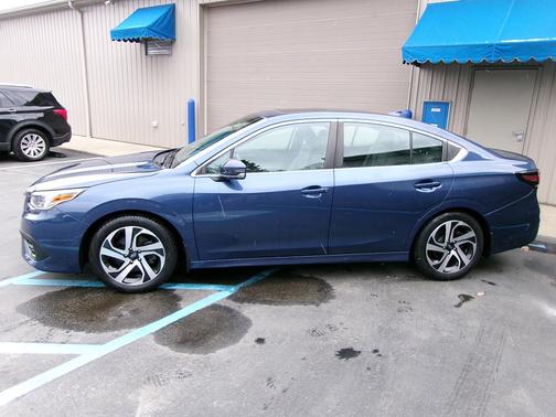 2021 Subaru Legacy 