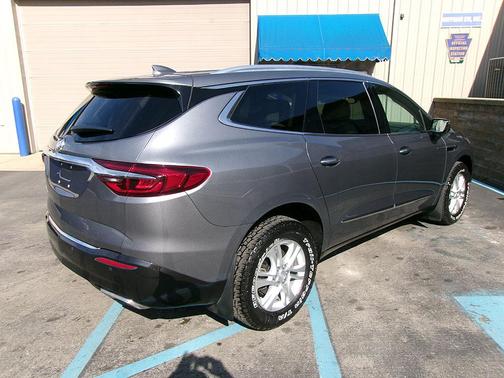 2021 Buick Enclave Essence