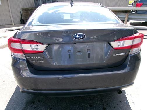 2019 Subaru Impreza 2.0i Premium