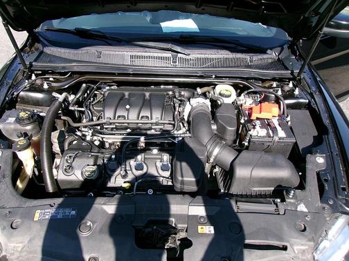 2017 Ford Taurus SEL