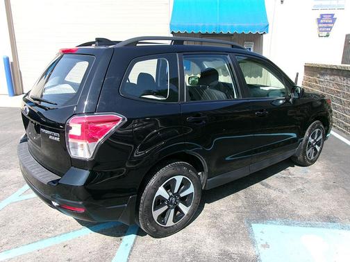 2017 Subaru Forester 2.5i