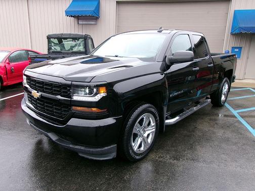2018 Chevrolet Silverado 1500 Custom