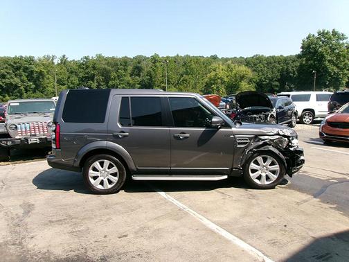 2016 Land Rover LR4 Base