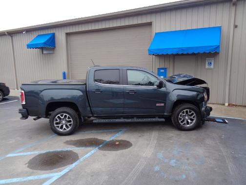 2017 GMC Canyon SLE