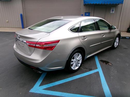 2015 Toyota Avalon XLE