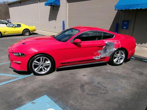 2019 Ford Mustang EcoBoost Premium