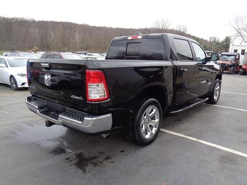 Photo 3 of 6 of 2019 RAM 1500 Big Horn