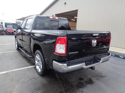 Photo 2 of 6 of 2019 RAM 1500 Big Horn