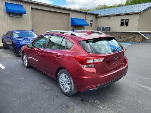 2018 Subaru Impreza 2.0i Premium