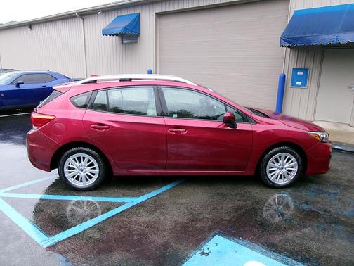 2018 Subaru Impreza 2.0i Premium
