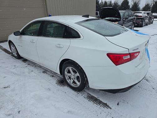 2017 Chevrolet Malibu 1LS