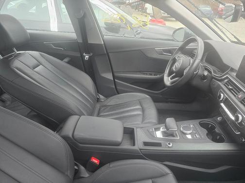 2019 Audi A4 2.0T Premium Plus