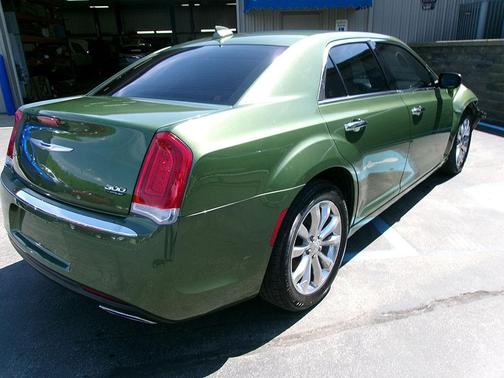 2018 Chrysler 300 Limited
