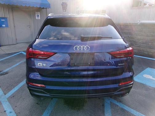 2021 Audi Q3 45 S line Premium