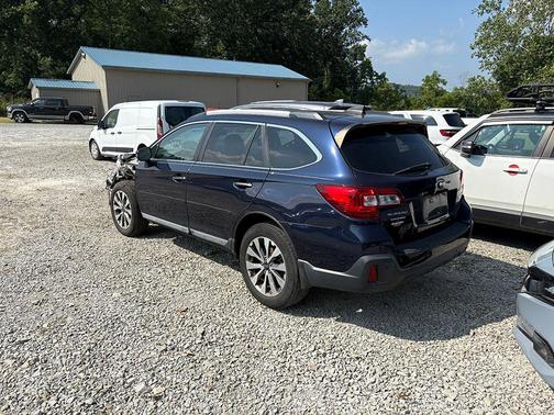 2018 Subaru Outback 2.5i Touring