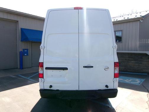 2018 Nissan NV Cargo NV2500 HD S V6/S V8