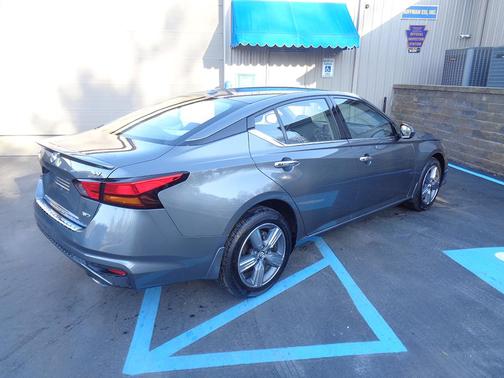 2019 Nissan Altima 2.5 SV
