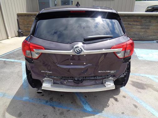 Photo 2 of 20 of 2017 Buick Envision Preferred