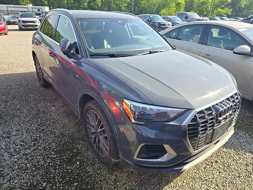 2021 Audi Q3 40 Premium