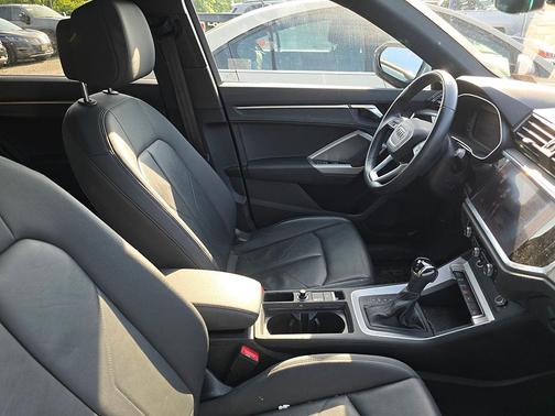 2021 Audi Q3 40 Premium