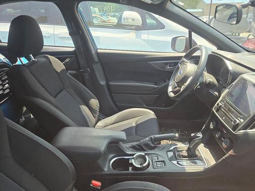 2019 Subaru Impreza 2.0i Sport