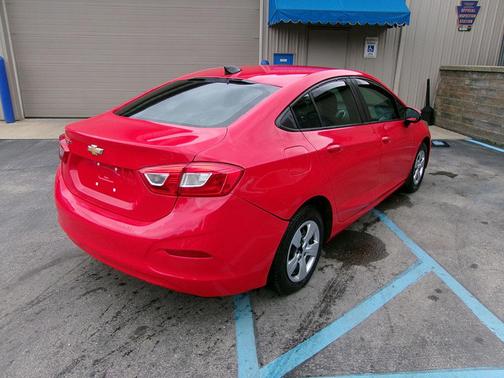 2017 Chevrolet Cruze LS