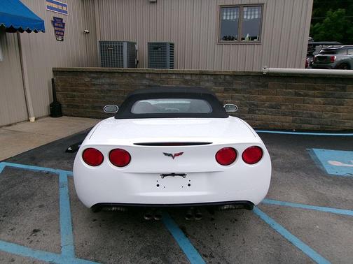 2006 Chevrolet Corvette Base