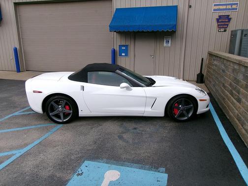 2006 Chevrolet Corvette Base