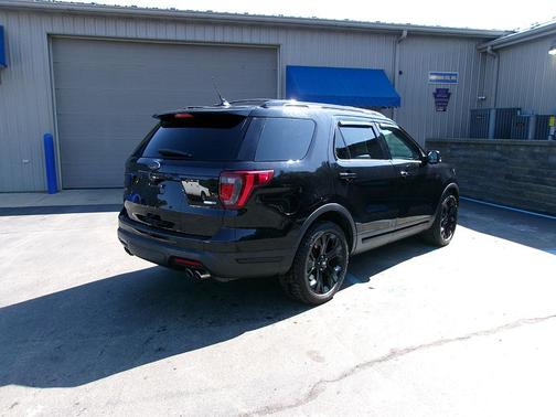 2019 Ford Explorer sport