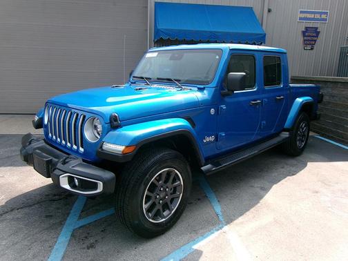 2021 Jeep Gladiator Overland
