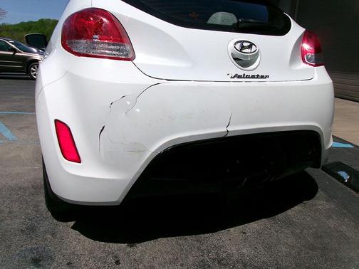 2013 Hyundai Veloster Base