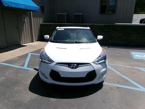 2013 Hyundai Veloster Base