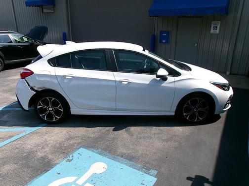 2019 Chevrolet Cruze LT