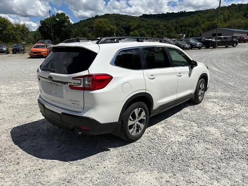 2024 Subaru Ascent Premium