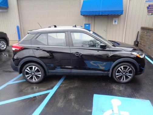 2019 Nissan Kicks SV