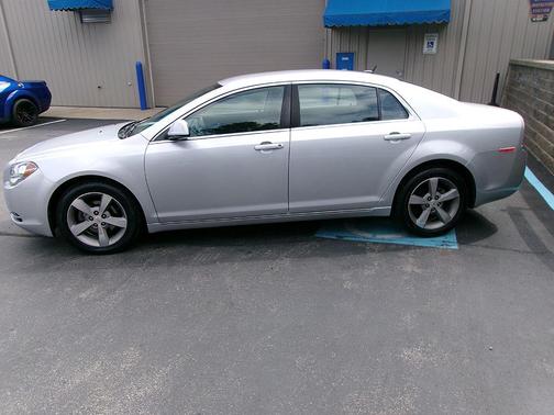 2011 Chevrolet Malibu 1LT